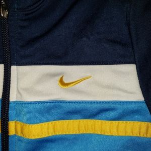 Nike jacket lightweight